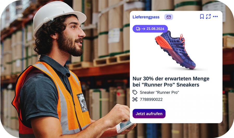 Lagermitarbeiter mit Helm informiert sich auf dem Tablet über Lieferengpass bei Runner Pro Sneakern in iNFOHUB